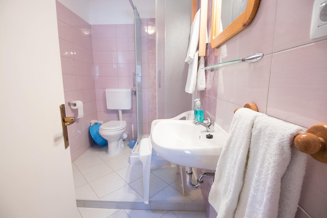 Apartment Paulina เซรส ภายนอก รูปภาพ