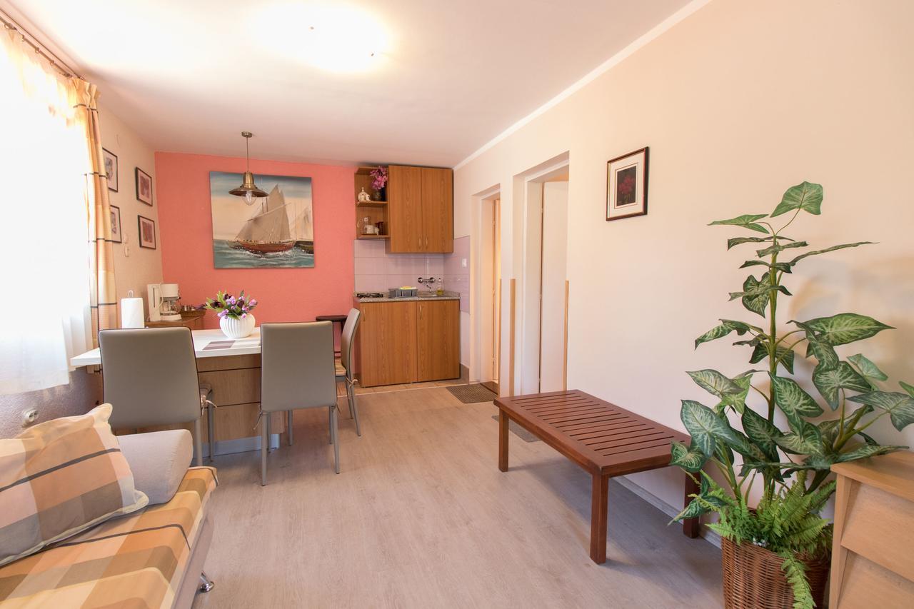 Apartment Paulina เซรส ภายนอก รูปภาพ